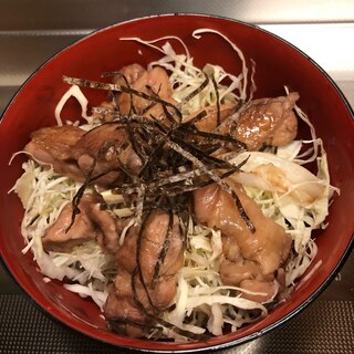 クローブ香る♪たっぷりキャベツの照り焼きチキン丼♪